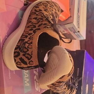 Skechers Cheetah Print Brown and Black Sneakers with Modern Silhouette